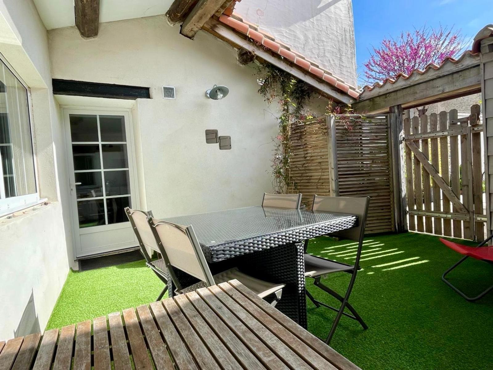 Beau T3 *** Pour 2 A 4 Pers Avec Patio Privatif Διαμέρισμα La Couarde-sur-Mer Εξωτερικό φωτογραφία