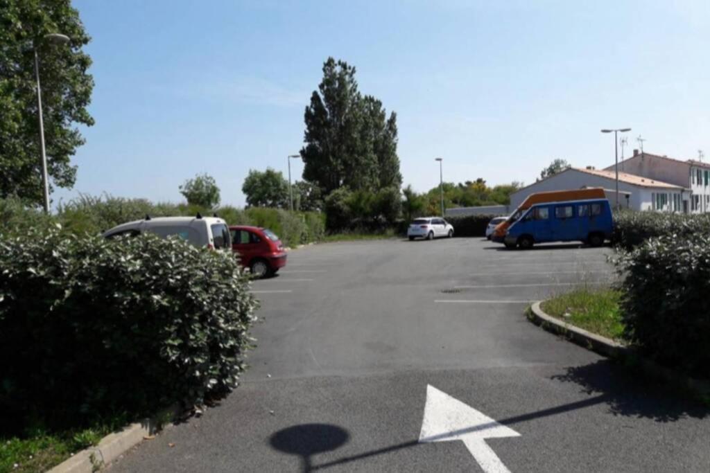 Beau T3 *** Pour 2 A 4 Pers Avec Patio Privatif Διαμέρισμα La Couarde-sur-Mer Εξωτερικό φωτογραφία